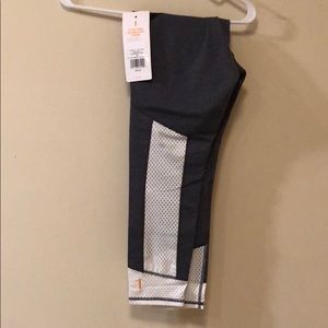 Lucy cropped workout pants